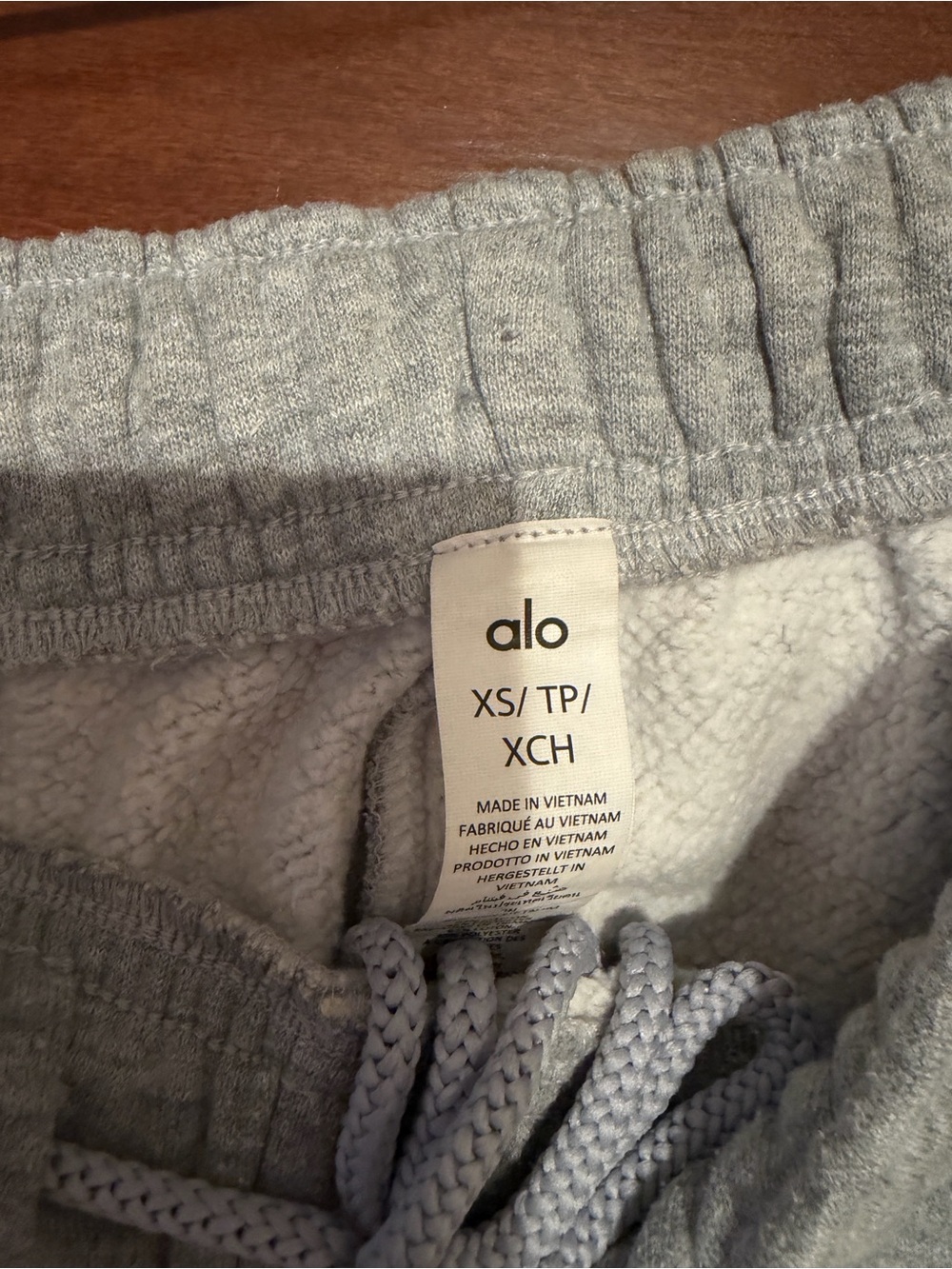 ALO Accolade Gray XS Fleece Sweatpants - Picture 3 of 4
